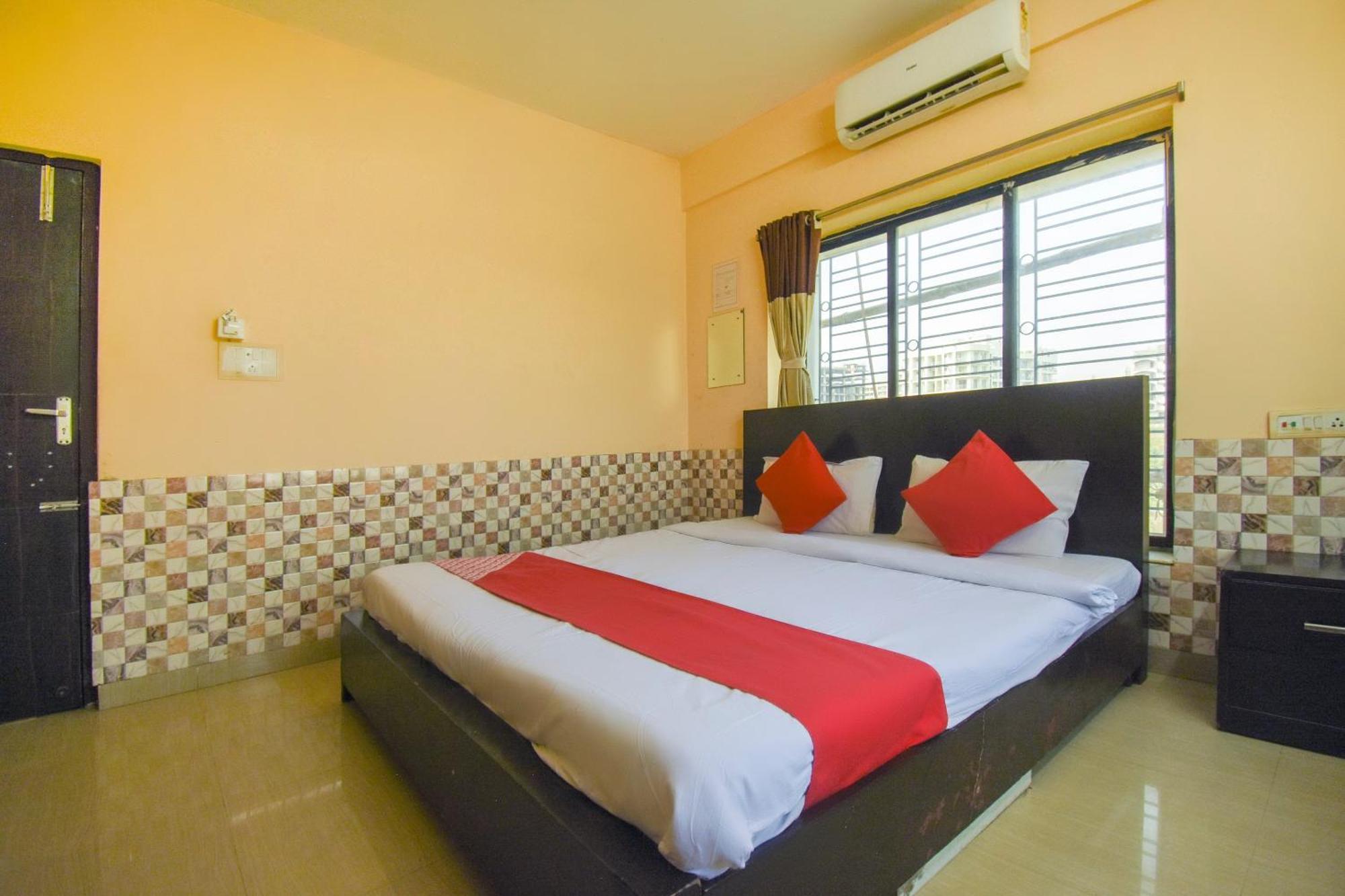 Hotel O Regal Inn Calcutta Extérieur photo